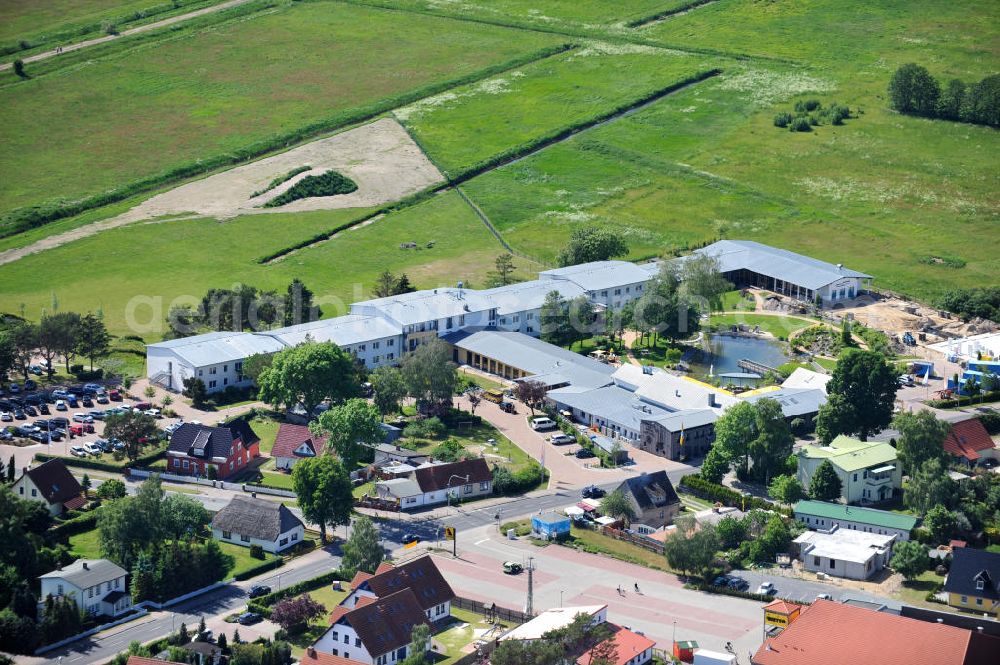 Trassenheide from above - Erweiterungsbaustelle am Hotel und Restaurant Seeklause in Trassenheide auf der Insel Usedom in Mecklenburg - Vorpommern. Extension site at the hotel and restaurant in Seeklause Trassenheide on the island of Usedom in Mecklenburg - Western Pomerania.