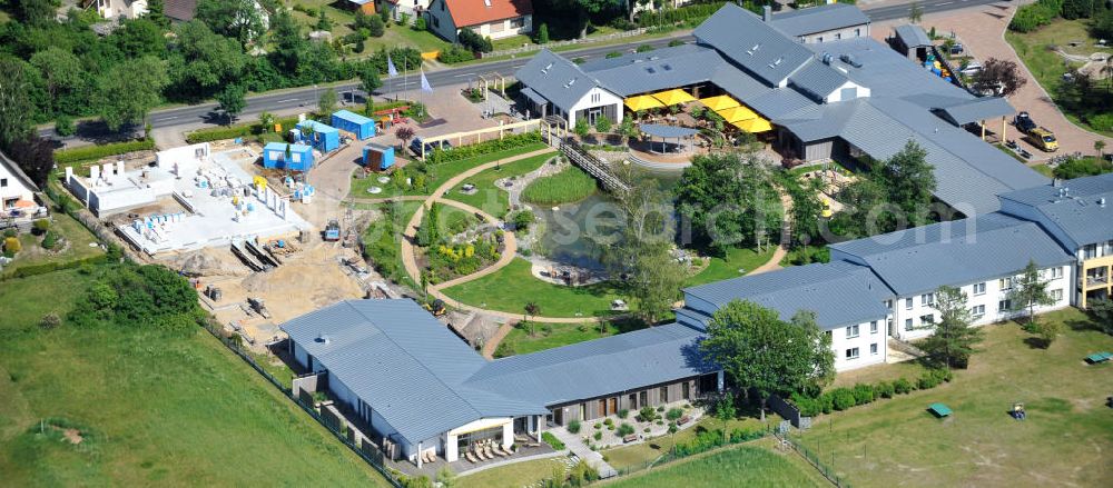 Aerial image Trassenheide - Erweiterungsbaustelle am Hotel und Restaurant Seeklause in Trassenheide auf der Insel Usedom in Mecklenburg - Vorpommern. Extension site at the hotel and restaurant in Seeklause Trassenheide on the island of Usedom in Mecklenburg - Western Pomerania.