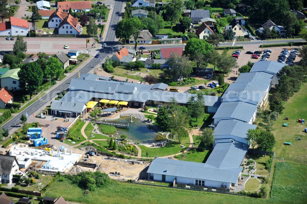 Trassenheide from above - Erweiterungsbaustelle am Hotel und Restaurant Seeklause in Trassenheide auf der Insel Usedom in Mecklenburg - Vorpommern. Extension site at the hotel and restaurant in Seeklause Trassenheide on the island of Usedom in Mecklenburg - Western Pomerania.