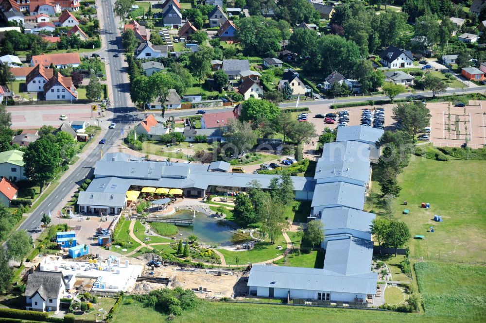 Aerial image Trassenheide - Erweiterungsbaustelle am Hotel und Restaurant Seeklause in Trassenheide auf der Insel Usedom in Mecklenburg - Vorpommern. Extension site at the hotel and restaurant in Seeklause Trassenheide on the island of Usedom in Mecklenburg - Western Pomerania.