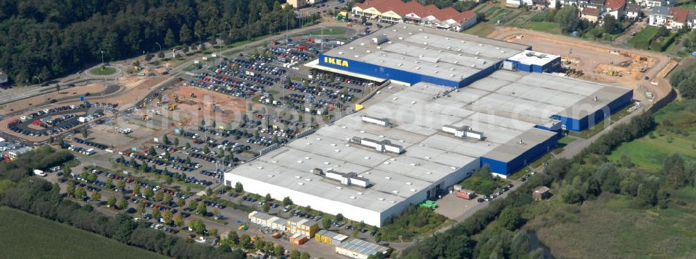 Aerial photograph Saarlouis - Lisdorf - Blick auf die Erweiterungsbaustelle am IKEA Einrichtungshaus Saarlouis - Lisdorf. The Extension site at IKEA store in Saarlouis.