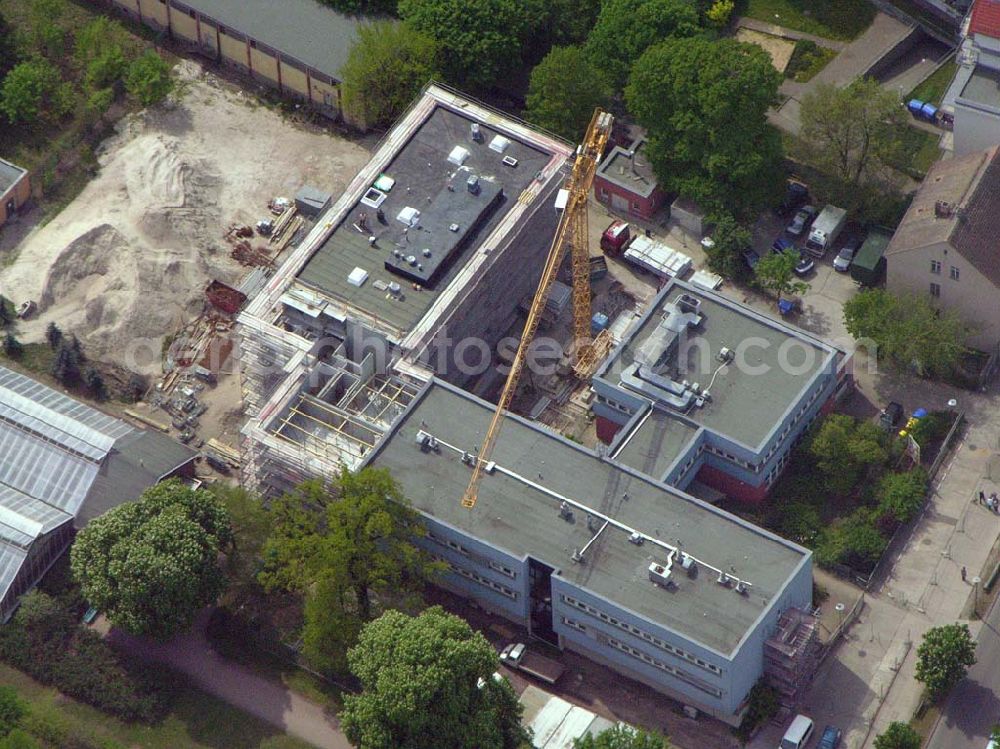 Aerial photograph Berlin-Lichtenberg - 02.05.2005 , Berlin/Lichtenberg Erweiterungsbaustelle am Institut für Zoo- und Wildtierforschung IZW an der Alfred-Kowalke-Strasse 28 10315 Berlin