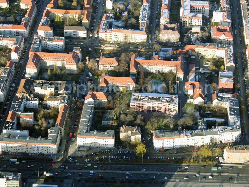 Berlin Lichtenberg from above - 19.11.2004 BERLIN Erweiterungsbaustelle des Krankenhaus Lichtenberg an der Fanninger Straße in Berlin - Lichtenberg / Friedrichsfelde