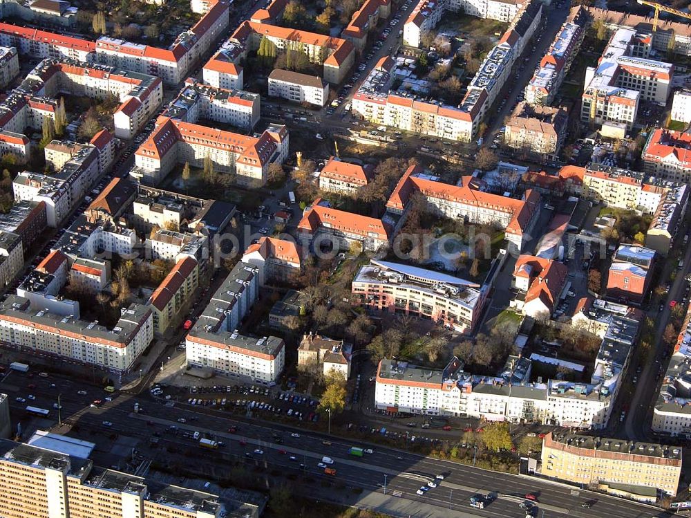 Berlin Lichtenberg from the bird's eye view: 19.11.2004 BERLIN Erweiterungsbaustelle des Krankenhaus Lichtenberg an der Fanninger Straße32 in 10365 Berlin - Lichtenberg / Friedrichsfelde