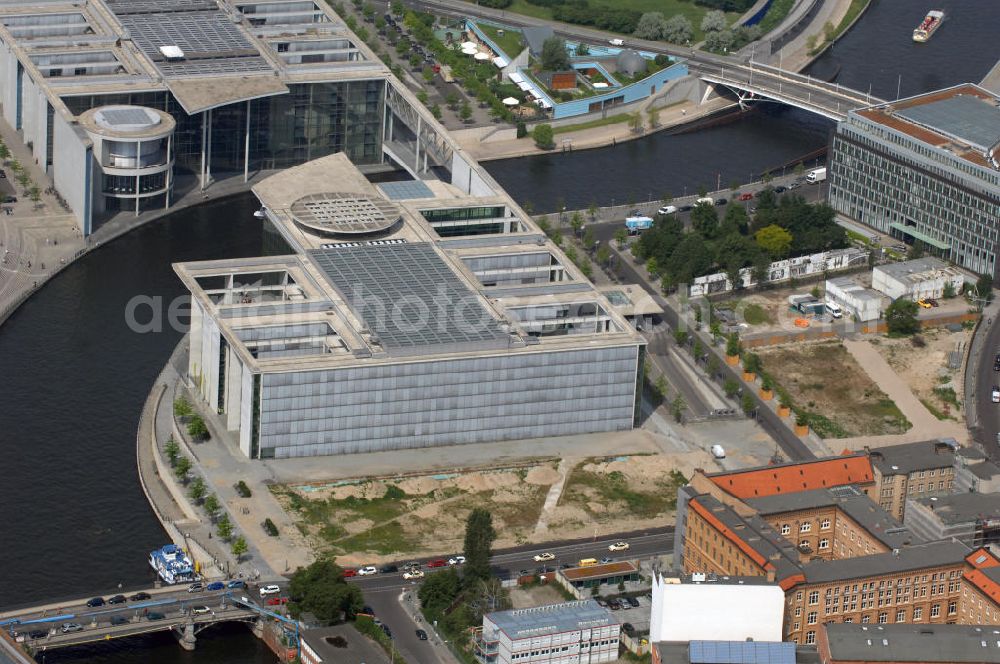 Aerial image Berlin - Extension building site of the government building Marie-Elisabeth-Lüders-Haus in the city centre Berlin