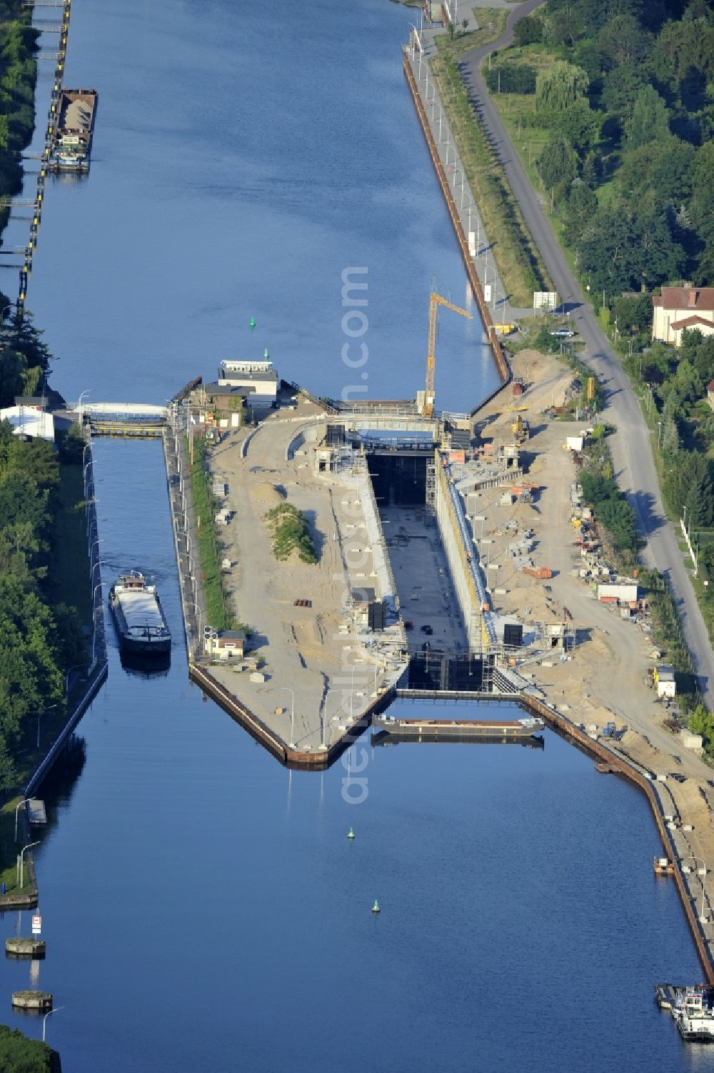 Wusterwitz from the bird's eye view: View of the construction site of the expansion lock Wusterwitz