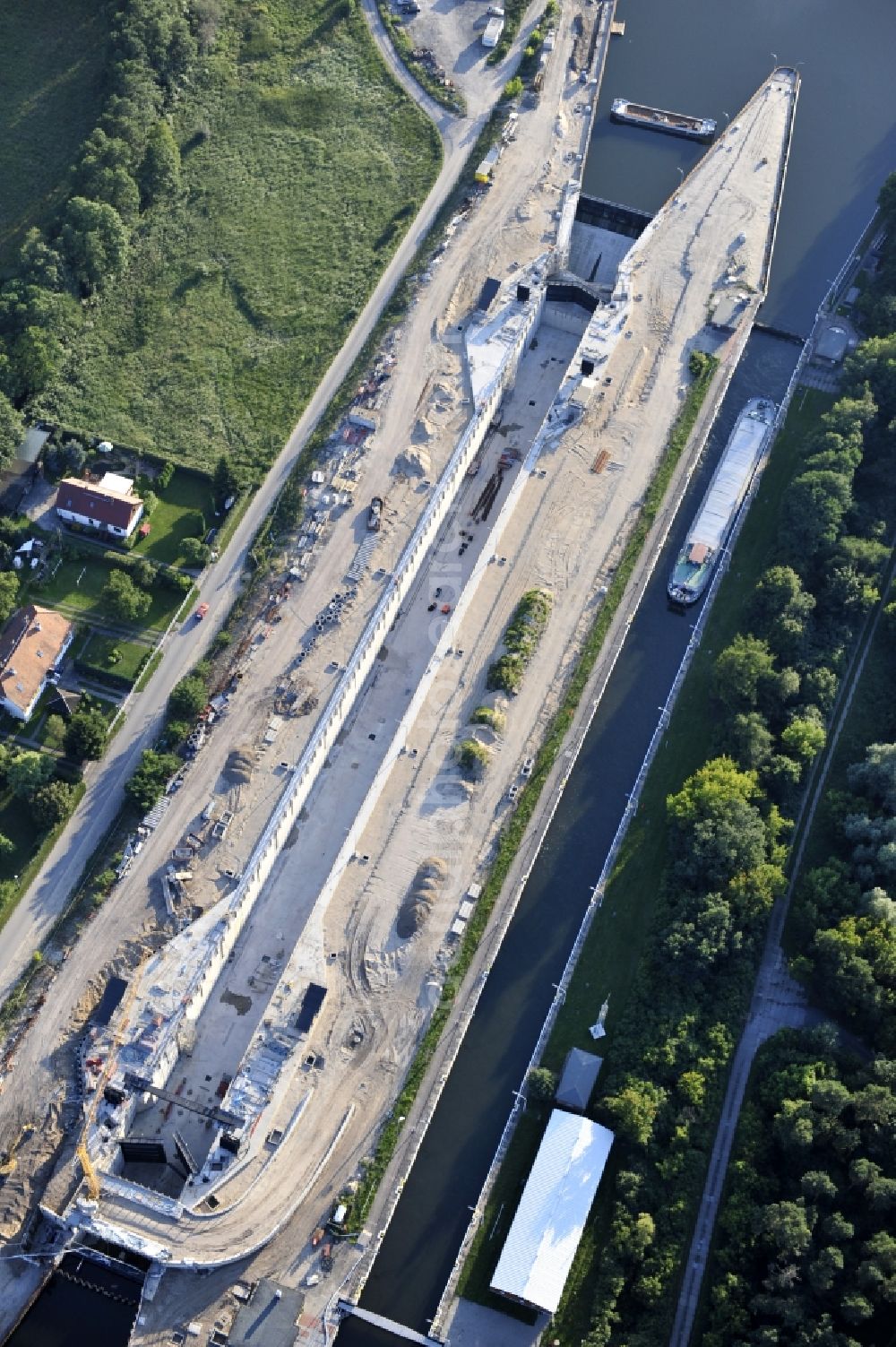 Wusterwitz from the bird's eye view: View of the construction site of the expansion lock Wusterwitz