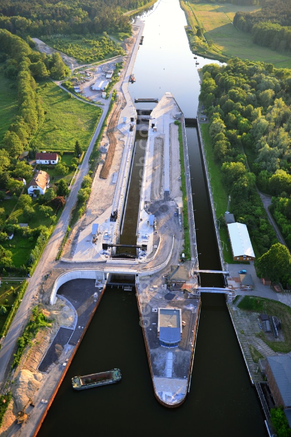 Wusterwitz from the bird's eye view: View of the construction site of the expansion lock Wusterwitz