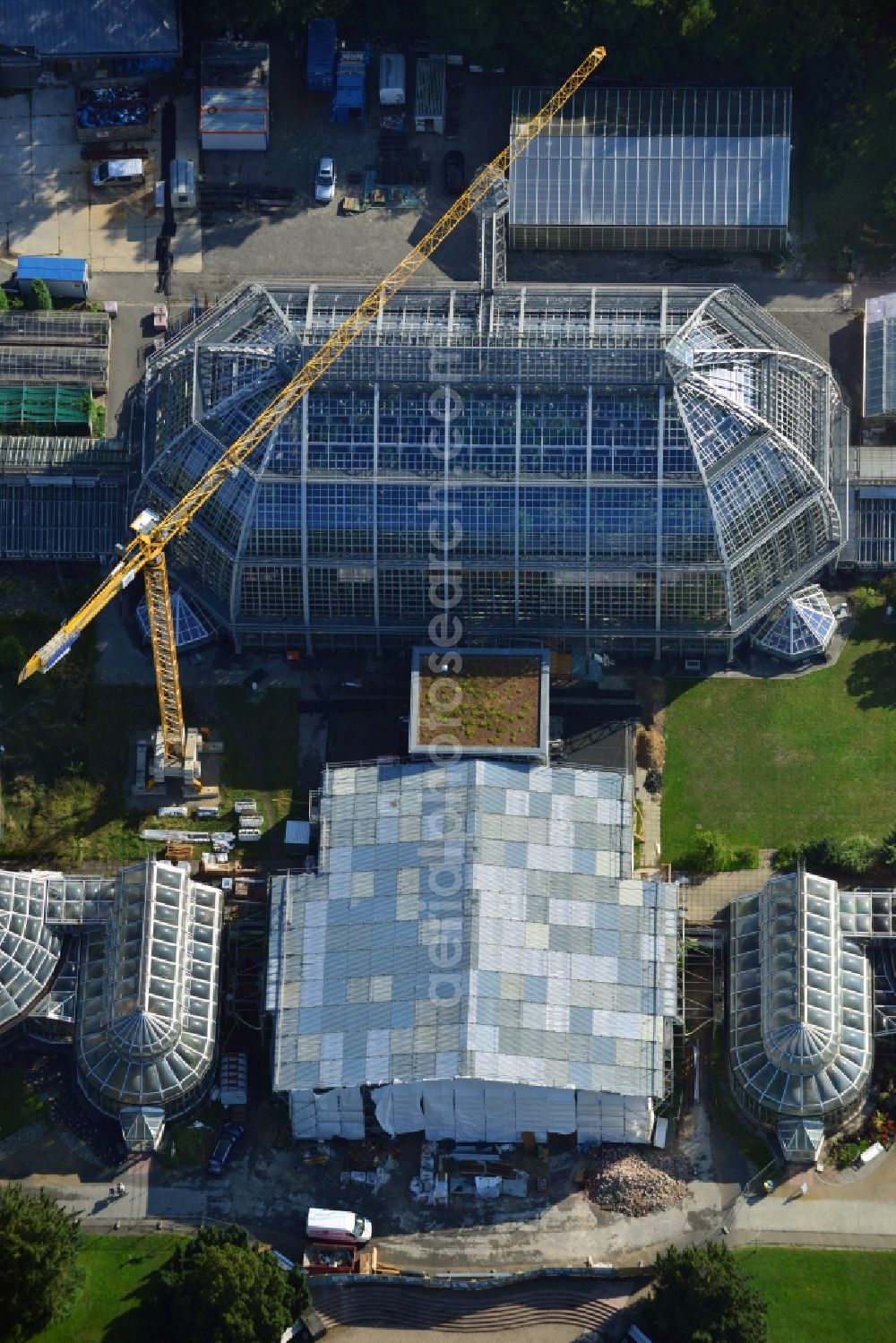 Aerial image Berlin Dahlem - View of tropical house in the botanical garden in Steglitz, Berlin