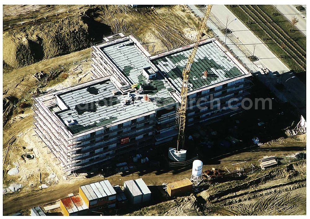 Aerial image Potsdam - Erweiterungsneubau an der Fachhochschule Potsdam Am Schragen südlich des BUGA-Geländes an der Jäger-Vorstadt.05.03.2004