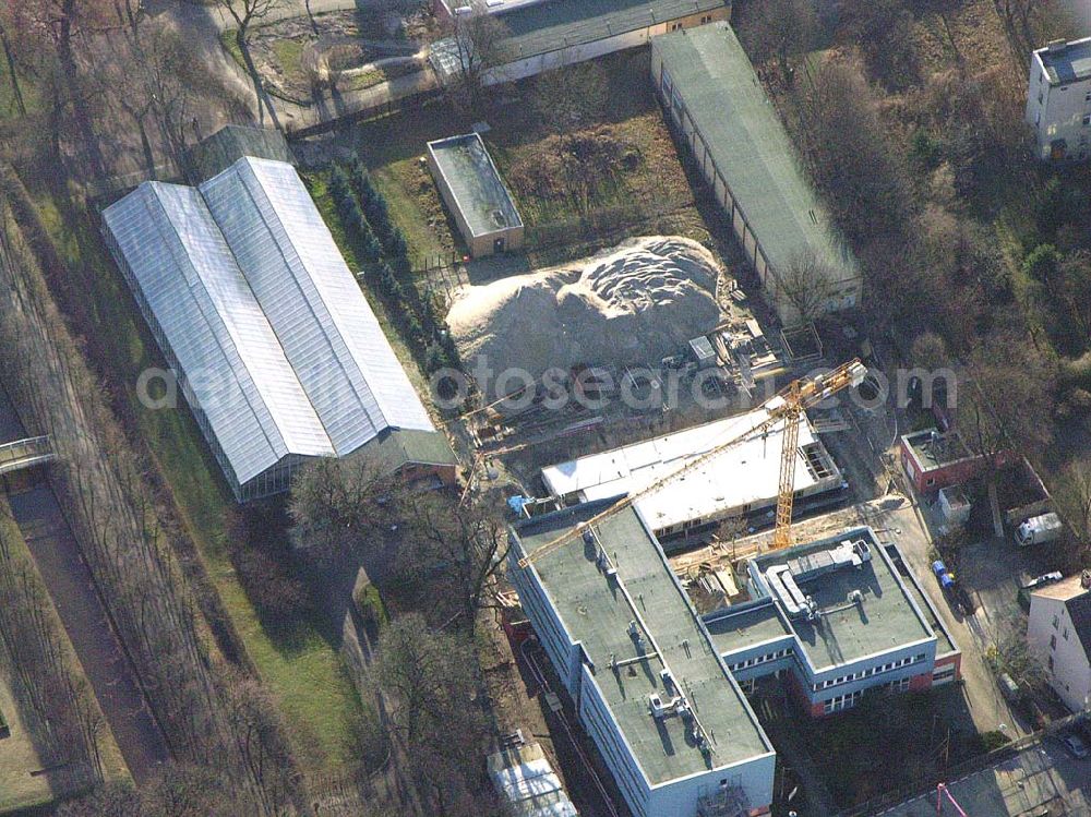 Berlin - Lichtenberg from above - Erweiterungsneubau am Institut für Zoo- und Wildtierforschung IZW an der Alfred-Kowalke-Straße 29 in 10315 Berlin-Lichtenberg (am Tierpark).