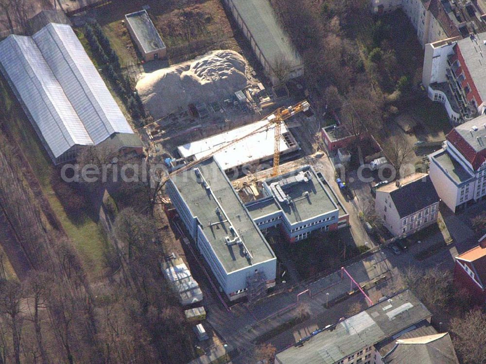 Aerial photograph Berlin - Lichtenberg - Erweiterungsneubau am Institut für Zoo- und Wildtierforschung IZW an der Alfred-Kowalke-Straße 29 in 10315 Berlin-Lichtenberg (am Tierpark).