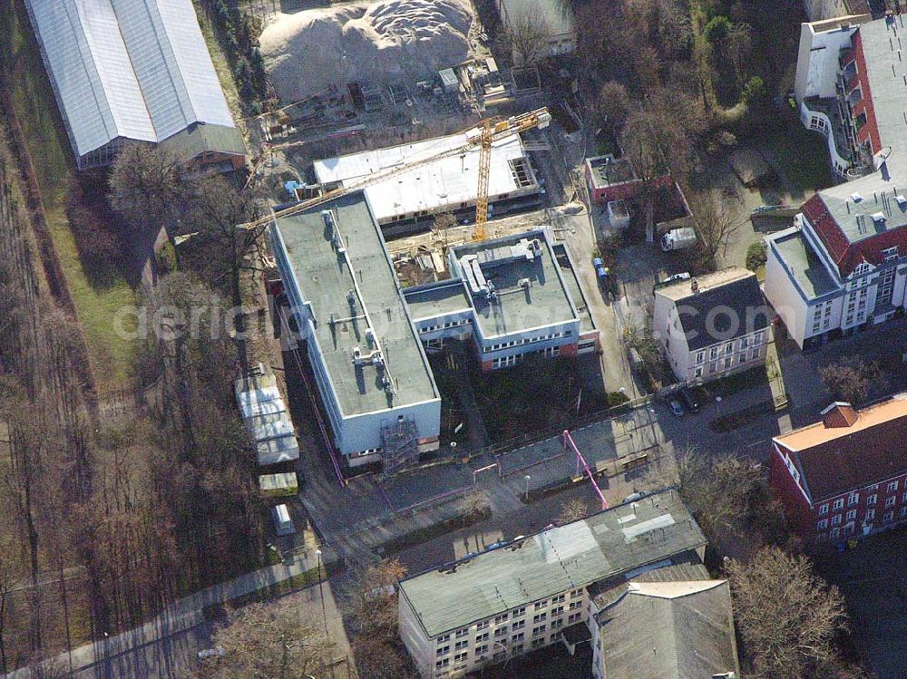 Berlin - Lichtenberg from above - Erweiterungsneubau am Institut für Zoo- und Wildtierforschung IZW an der Alfred-Kowalke-Straße 29 in 10315 Berlin-Lichtenberg (am Tierpark).