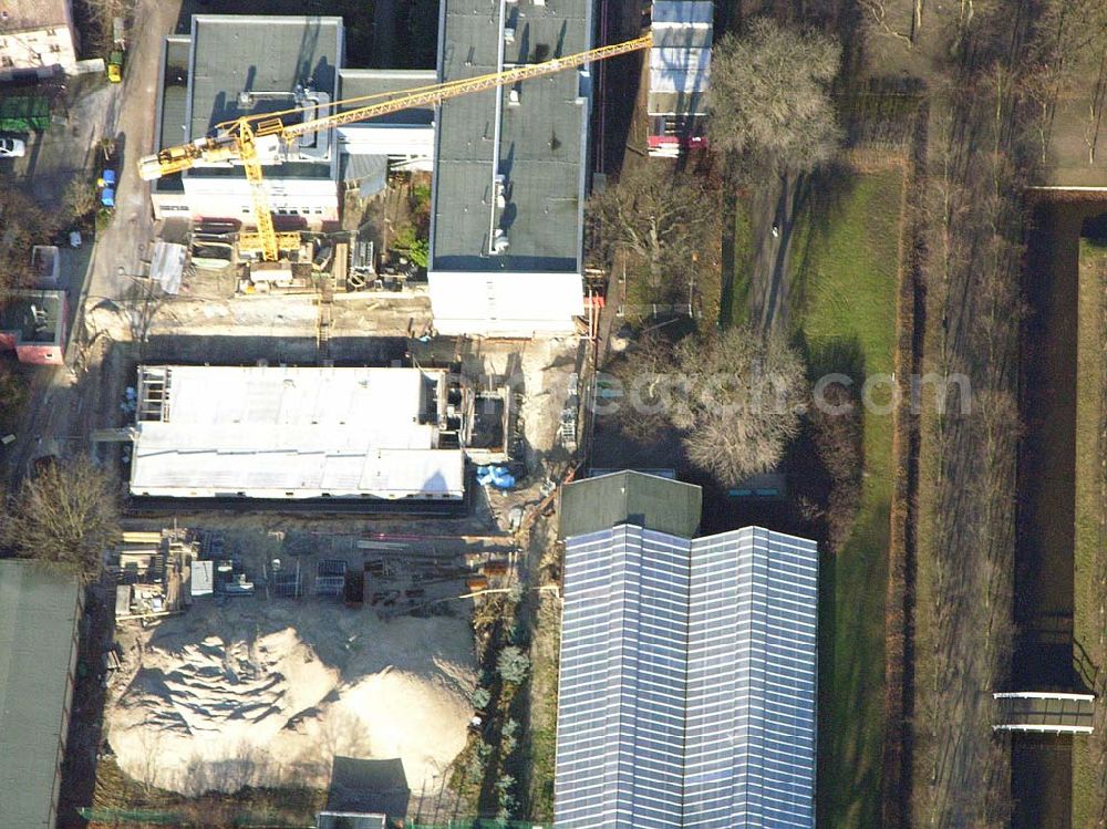 Berlin - Lichtenberg from the bird's eye view: Erweiterungsneubau am Institut für Zoo- und Wildtierforschung IZW an der Alfred-Kowalke-Straße 29 in 10315 Berlin-Lichtenberg (am Tierpark).