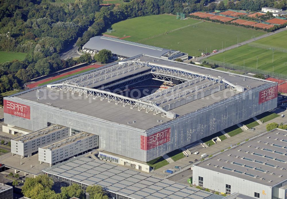 Düsseldorf from the bird's eye view: Blick auf die ESPRIT arena (bis Juni 2009 LTU arena) in Düsseldorf. Die Multifunktionsarena wurde am Ort des alten Rheinstadions errichtet und 2005 eröffnet. Das Stadion hat eine Kapazität von 54.600 Plätzen. View of the ESPRIT arena (until June 2009 LTU Arena) in Dusseldorf. The multi-purpose arena was built at the site of the old Rhine Stadium and opened in 2005. The stadium has a capacity of 54 600 seats.