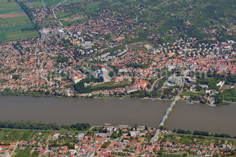 Aerial photograph Gran - Esztergom is a city in northern Hungary, situated on the Danube. She used to be the capital of Hungary. The Danube forms the border with Slovakia, where the sister city Štúrovo is