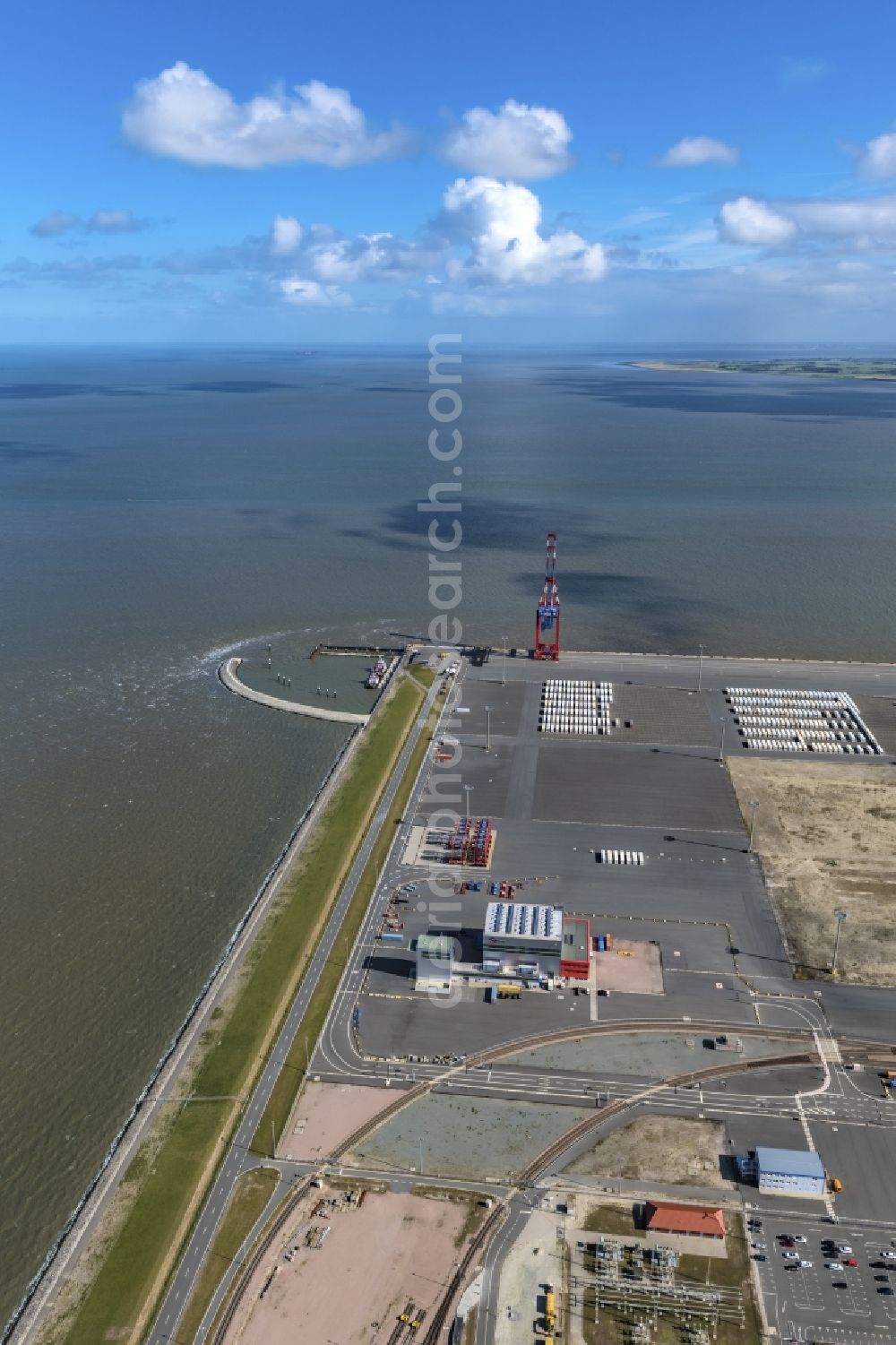 Aerial photograph Wilhelmshaven - Eurogate building at the port of the international port JadeWeserPort in Wilhelmshaven in the state Lower Saxony, Germany