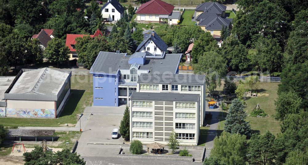 Aerial photograph Storkow - Blick auf die Europaschule Storkow mit Grund- und Oberschule an der Theodor-Fontane-Straße. View of the European School Storkow with primary and secondary school at the Theodor-Fontane-Strasse.