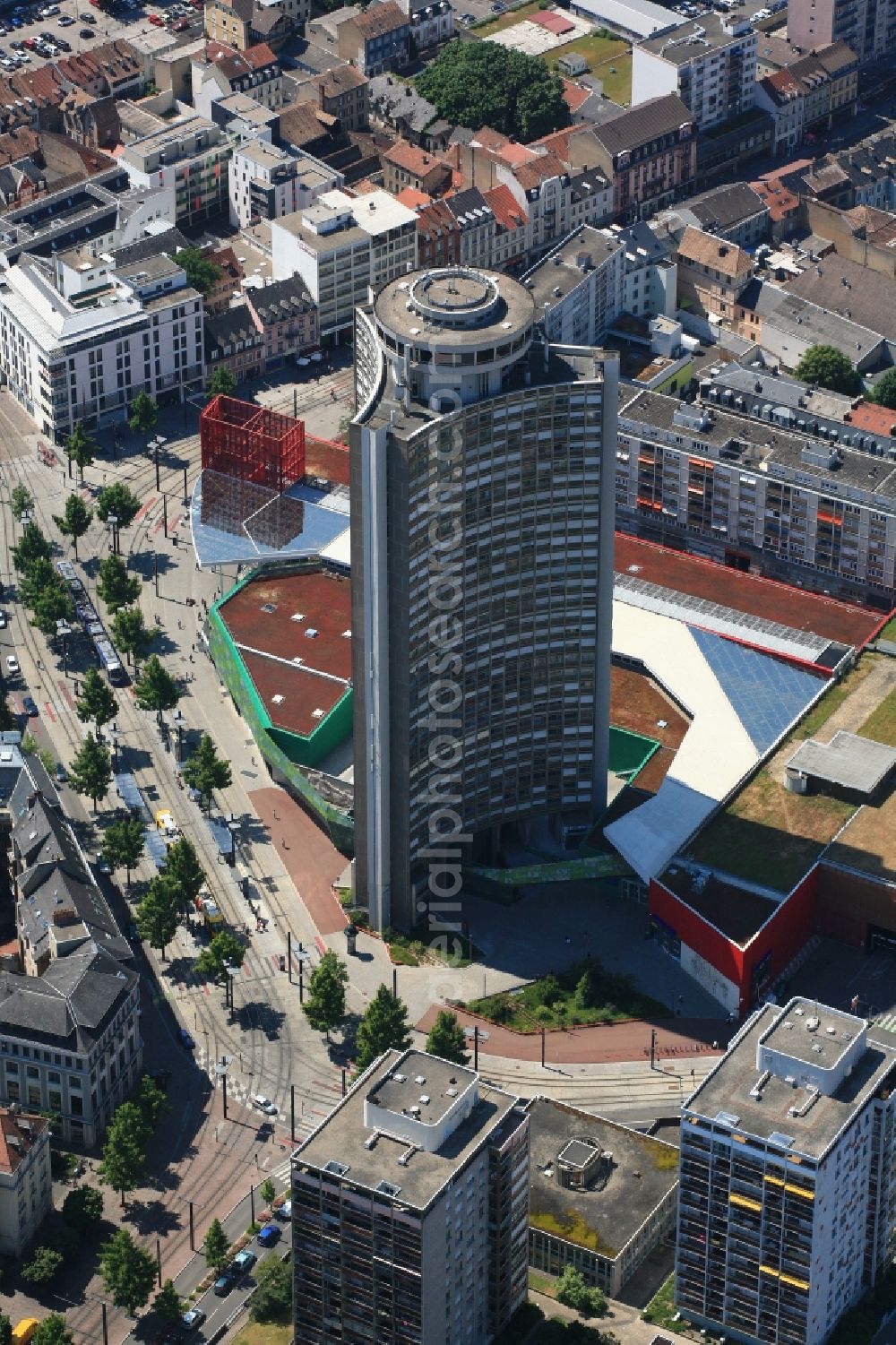 Mülhausen from the bird's eye view: Europa Tower next to the Old Town- center of downtown in Muelhausen in Frankreich