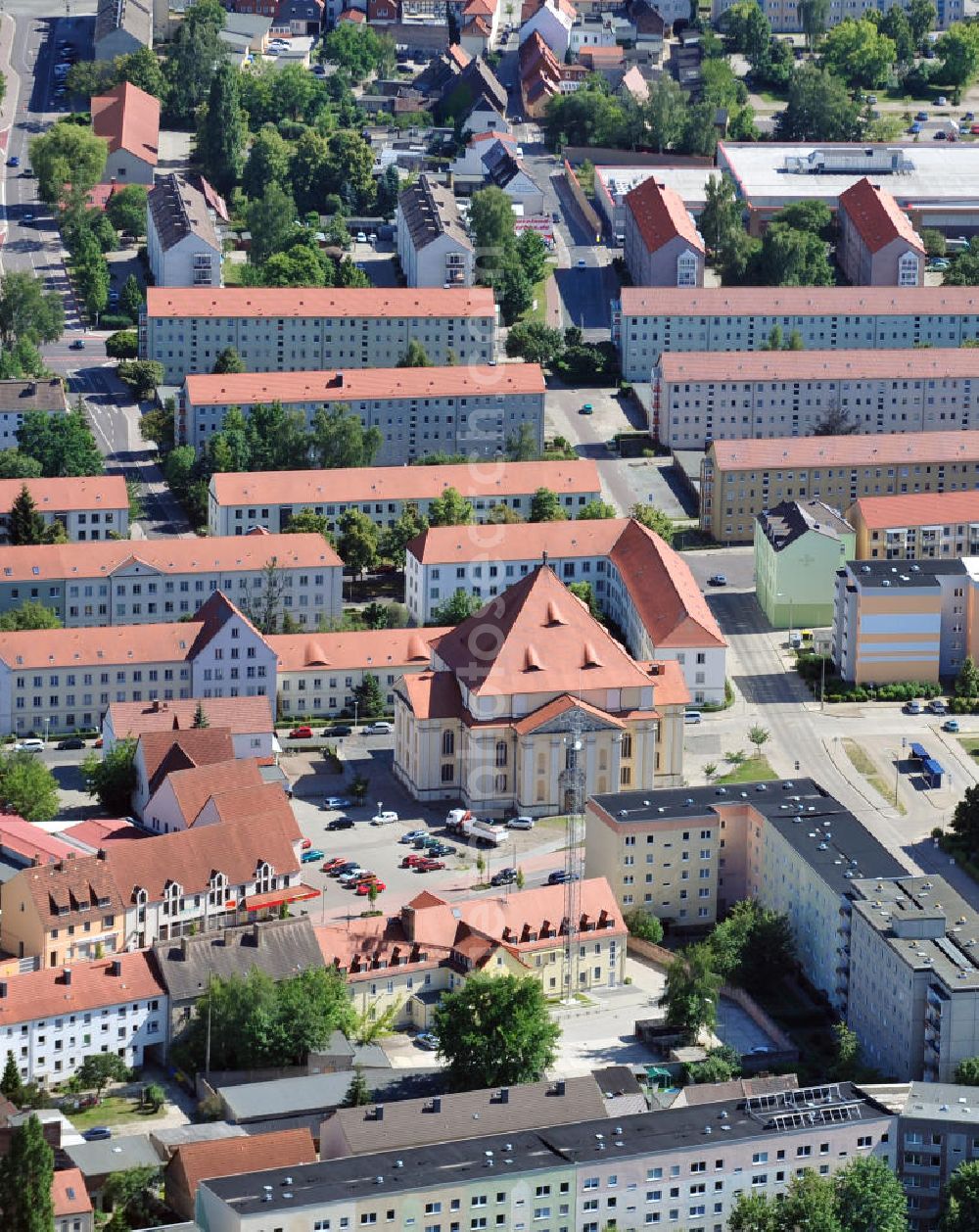 Zerbst / Anhalt from the bird's eye view: Die Evangelische Kirche St. Trinitatis, auch Trinitatiskirche, in Zerbst in Sachsen-Anhalt, aus dem 17. Jahrhundert dient heute als Gemeindezentrum. Holy Trinity Evangelical Church in Zerbst / Anhalt in Saxony-Anhalt.