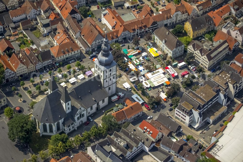 Lippstadt from above - Protestant church and market place in the center of the old town of Lippstadt in the Soest Boerde in the state of North Rhine-Westphalia