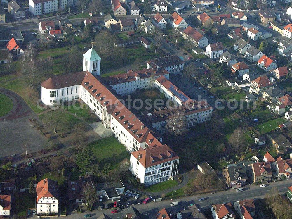 Bielefeld from above - 09.12.2004 Bielefeld, Blick auf das Evangelische Johannes Krankenhaus. Evangelisches Johannes-Krankenhaus, Schildescher Str. 99, 33611 Bielefeld, Telefon: 0521 / 8 01-02