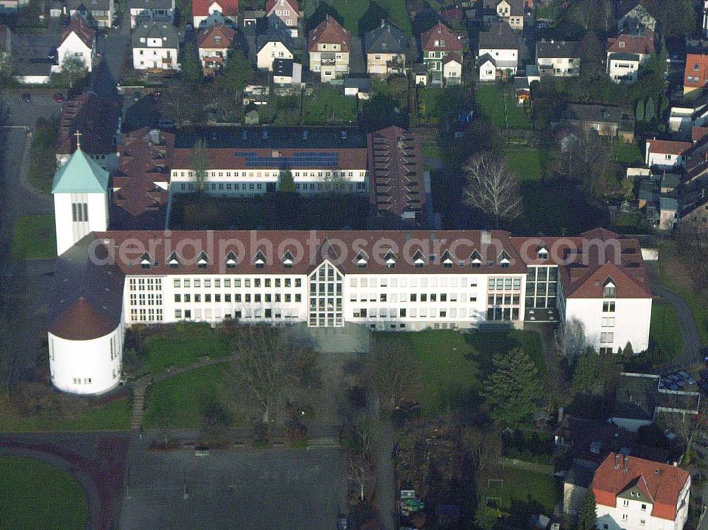 Bielefeld from above - 09.12.2004 Bielefeld, Blick auf das Evangelische Johannes Krankenhaus. Evangelisches Johannes-Krankenhaus, Schildescher Str. 99, 33611 Bielefeld, Telefon: 0521 / 8 01-02