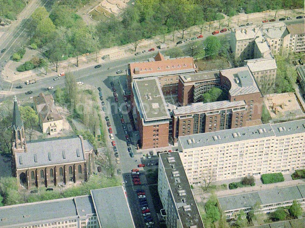 Berlin - Friedrichshain from above - Evangelisches Kirchenzentrum in der Georgenkirchstraße in Berlin - Friedrichshain.