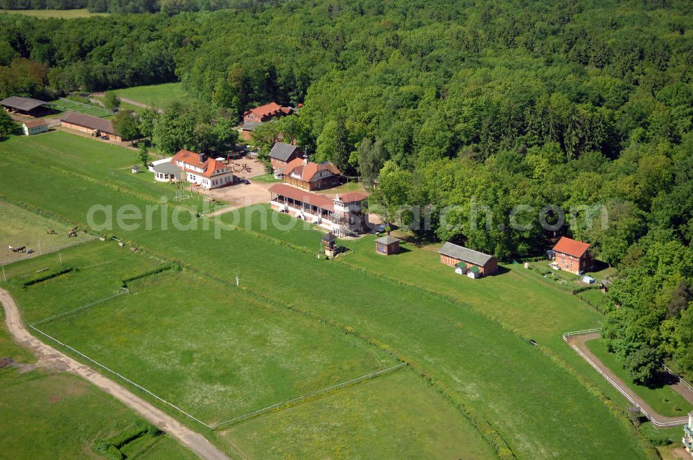 Gotha from above - Die Pferderennbahn / Galopprennbahn Boxberg in Thüringen ist nach dem gleichnamigen Höhenzug benannt. The racecourse Boxberg in Thuringia is named after the mountain range.