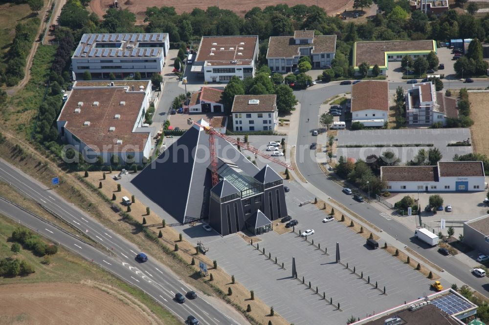 Aerial photograph Mainz - Eventlocation in Mainz in the state Rhineland-Palatinate. Eventpyramide in Mainz in Rhineland-Palatinate. In the industrial area of Mainz Hechtsheim next to the A60 was created in a ten year construction period an Eventlocation. The manager is the dentist Dr. Harald Geiling, Mainz, who built the project essentially in own contribution with some helpers