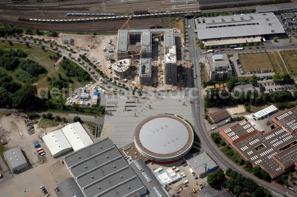 Aerial image OLDENBURG - Blick auf die EWE Arena. Die EWE ARENA ist Teil des Weser-Ems Hallen-Komplexes und mit den übrigen Hallen verbunden.Weser-Ems-Halle Oldenburg GmbH, Europaplatz 12, 26123 Oldenburg, Presse-Telefon: 0441/8003298, info@weser-ems-halle.de