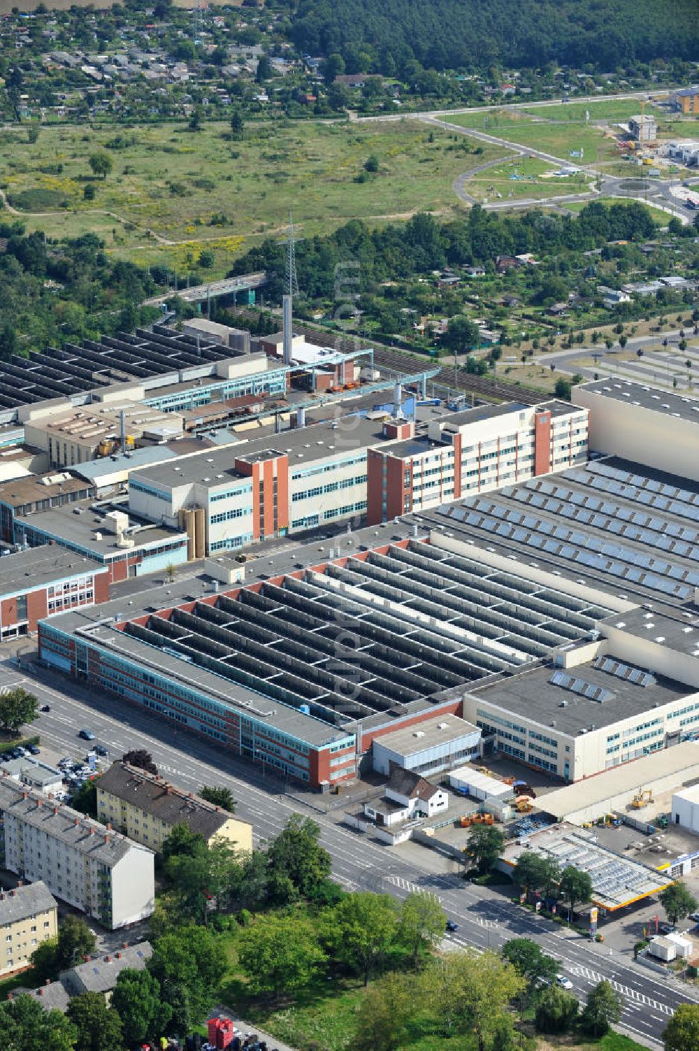 Aerial image Offenbach am Main - Plant grounds of the printing machine manufacturer manroland in Offenbach in Hesse