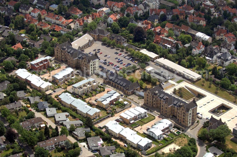 Osnabrück from the bird's eye view: Blick auf das Gelände der Fachhochschule Osnabrück. Ist seit 2003 Stiftungshochschule mit 78 Studienprogrammen und international anerkannten Studienabschlüssen. Kontakt: Fachhochschule Osnabrück, Caprivistr. 30 A, 49076 Osnabrück, Tel. +49(0)541 969 2066, Email: webmaster@fh-osnabrueck.de