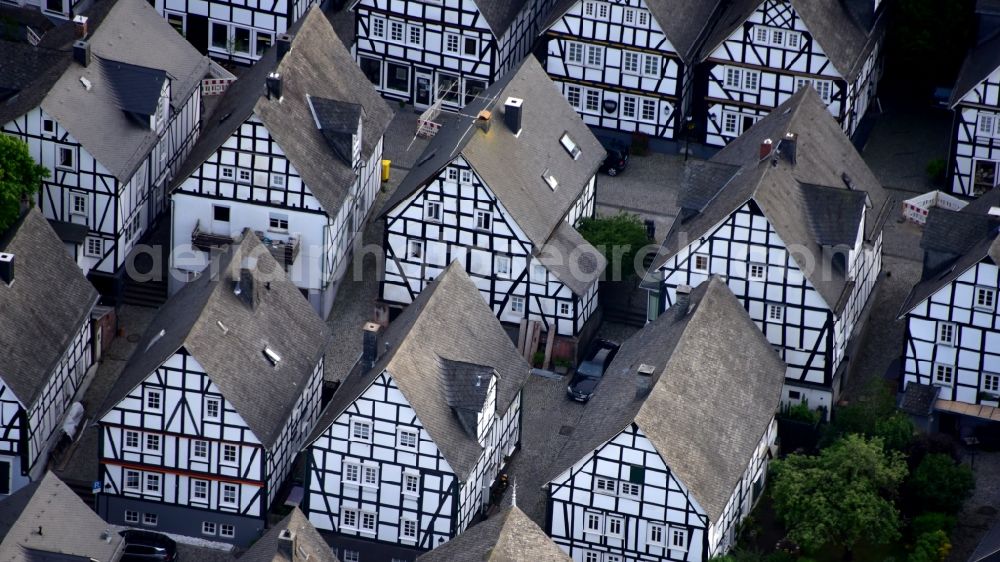Freudenberg from above - Half-timbered house and multi-family house- residential area in the old town area and inner city center Marktstrasse - Unterstrasse - Poststrasse in Freudenberg in the state North Rhine-Westphalia