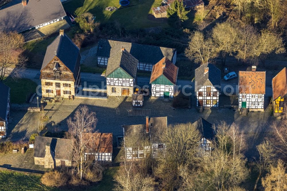 Aerial image Hagen - Half-timbered house and multi-family house- residential area in the old town area and inner city center and Brauerei on Maeckingerbach in the district Dahl in Hagen at Ruhrgebiet in the state North Rhine-Westphalia, Germany