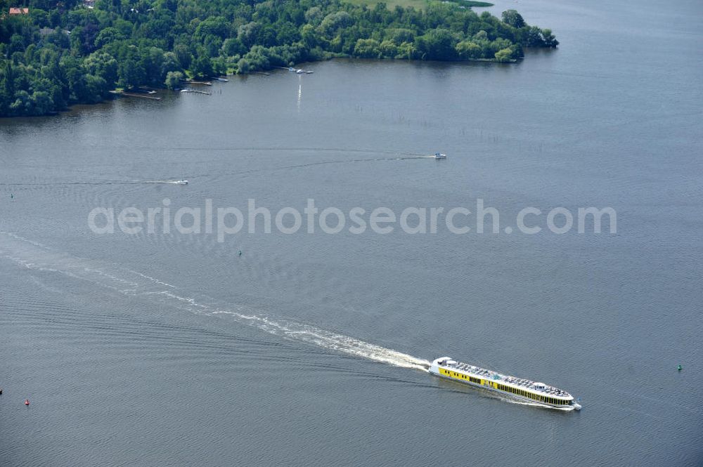 Aerial photograph Caputh - Fahrgastschiff MS Sansouci der Reederei Weisse Flotte Potsdam GmbH während der Fahrt auf dem Schwielowsee. Passenger ship MS Sansouci of the shipping company Weisse Flotte Potsdam GmbH at the lake Schwielowsee.