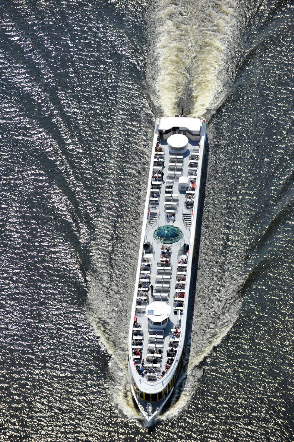 Aerial photograph Caputh - Fahrgastschiff MS Sansouci der Reederei Weisse Flotte Potsdam GmbH während der Fahrt auf dem Schwielowsee. Passenger ship MS Sansouci of the shipping company Weisse Flotte Potsdam GmbH at the lake Schwielowsee.