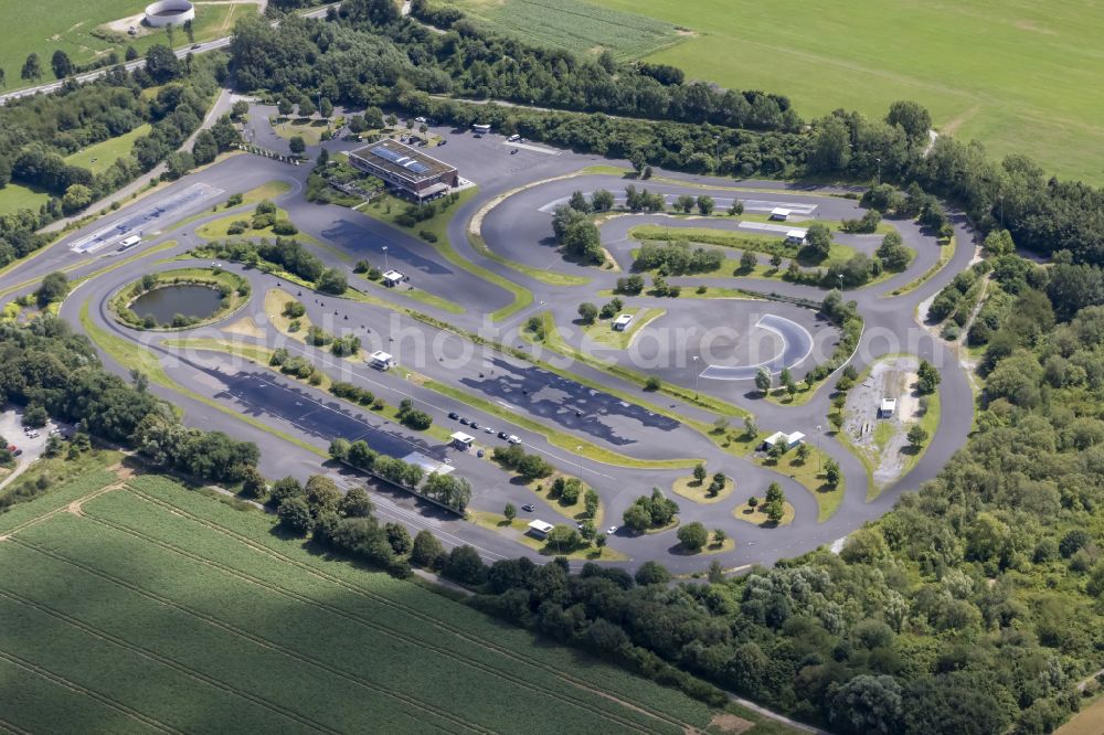 Aerial image Grevenbroich - Driving Safety Training to improve road safety in motor vehicles ADAC Fahrsicherheitszentrum on street Elfgener Dorfstrasse in Grevenbroich in the state North Rhine-Westphalia, Germany