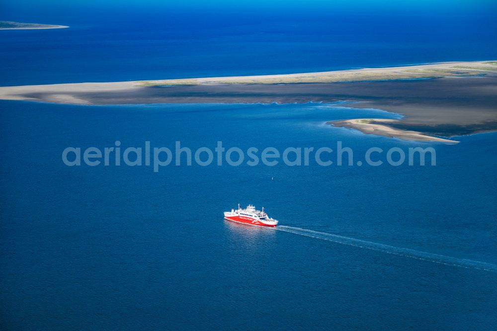 Aerial photograph List - Ride a ferry ship Limassol in List at the island Sylt in the state Schleswig-Holstein, Germany