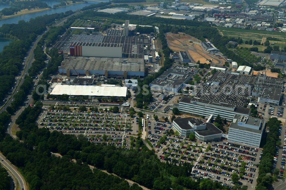 Köln from above - Buildings and production halls on the vehicle construction site of Ford-Werke GmbH in the district Merkenich in Cologne in the state North Rhine-Westphalia, Germany