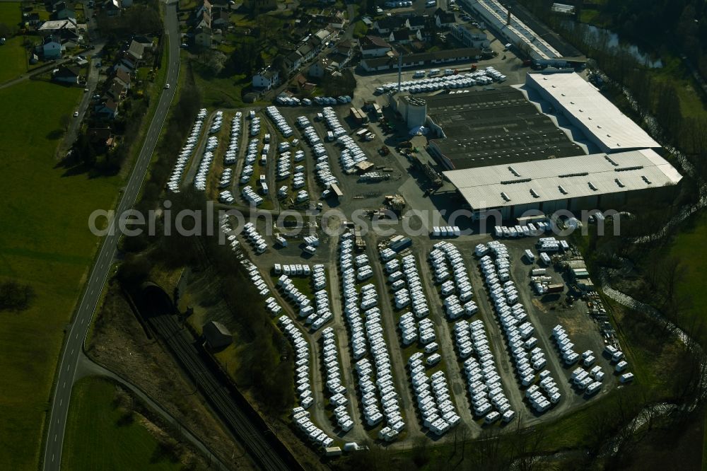 Aerial photograph Sinntal - Buildings and production halls on the vehicle construction site of Knaus Tabbert GmbH on Helmuta??Knausa??Strasse in Sinntal in the state Hesse, Germany