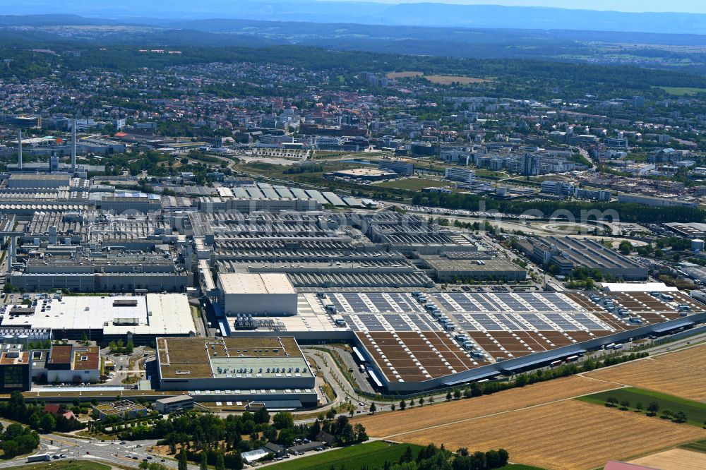 Aerial photograph Sindelfingen - Buildings and production halls on the vehicle construction site Mercedes-Benz factory Sindelfingen on street Benzstrasse in the district Maichingen in Sindelfingen in the state Baden-Wuerttemberg, Germany