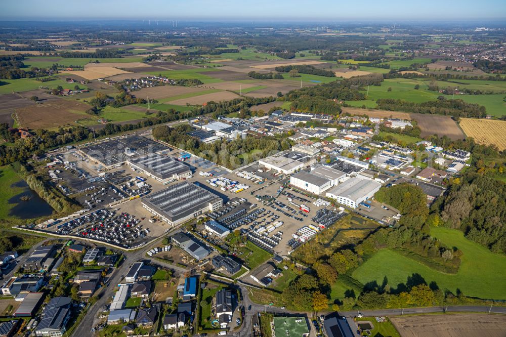 Aerial photograph Selm - Buildings and production halls on the vehicle construction site of Wuellhorst GmbH & Co. KG on street Harkortstrasse in the district Bork in Selm in the state North Rhine-Westphalia, Germany