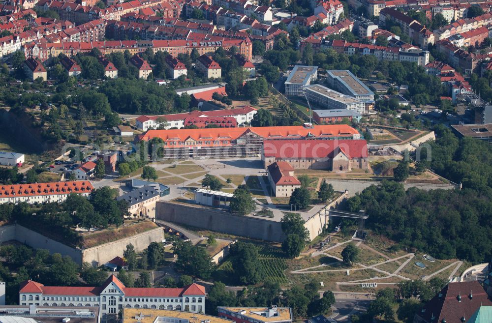 Aerial image Erfurt - Facade of the monument Defensionskaserne on Peterskirche on Zitadelle Petersberg in Erfurt in the state Thuringia, Germany