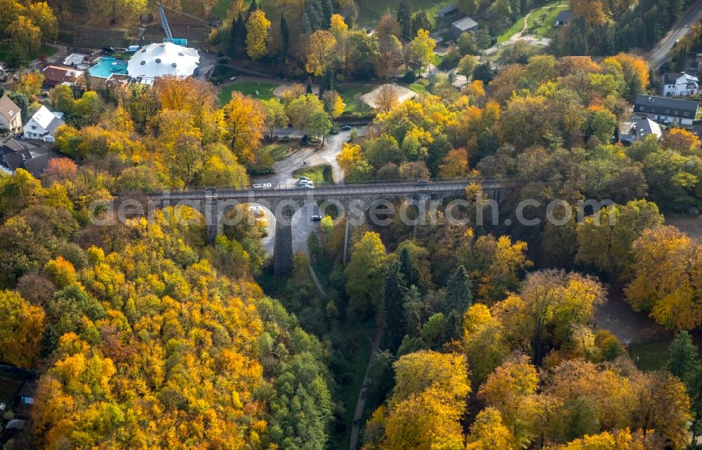 Aerial photograph Velbert - Facade of the monument Eulenbachbruecke, also called Eulenbachviadukt in Velbert in the state North Rhine-Westphalia