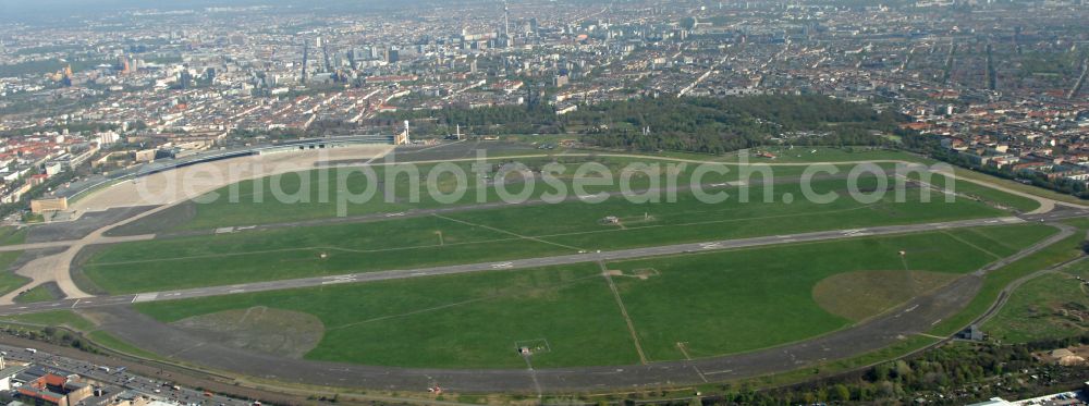 Aerial image Berlin - Facade of the monument Flughafen Tempelhof on Platz of Luftbruecke in Berlin, Germany