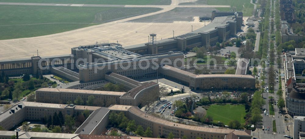 Aerial photograph Berlin - Facade of the monument Flughafen Tempelhof on Platz of Luftbruecke in Berlin, Germany