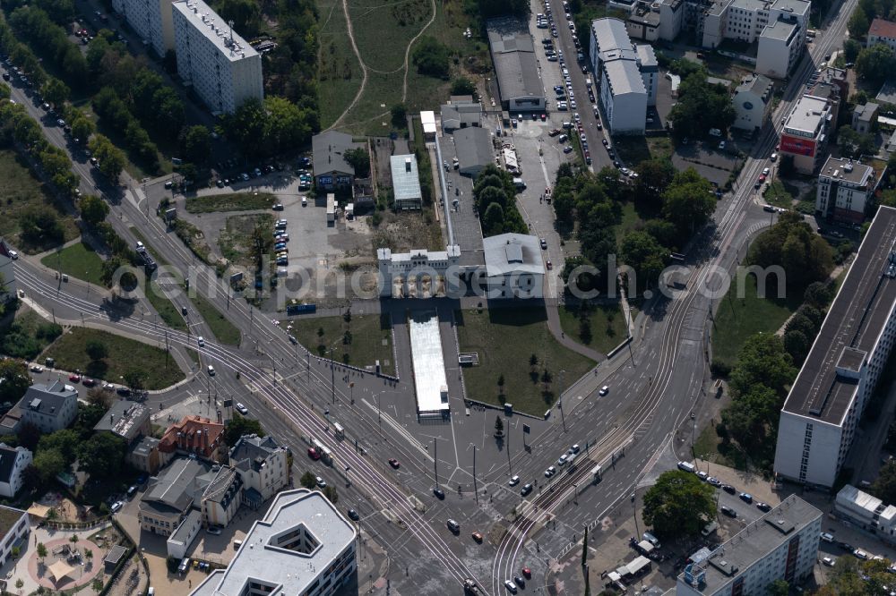 Aerial photograph Leipzig - Facade of the monument Saechsisch-Bayerischer Bahnhof on place Bayrischer Platz in the district Zentrum-Suedost in Leipzig in the state Saxony, Germany