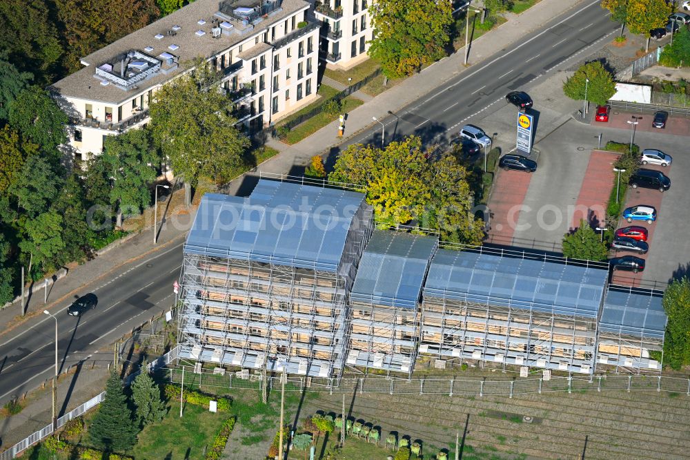 Aerial image Berlin - Facade of the monument Strassenbahnbetriebshon street Dietzgenstrasse of Niederschoenhausen on street Dietzgenstrasse in the district Niederschoenhausen in Berlin, Germany