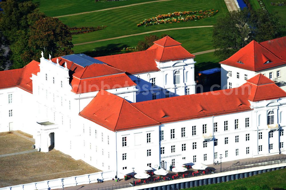 Aerial photograph Oranienburg - Facade of the palace of Oranienburg. The lavishly reconstructed castle is the oldest Baroque castle in the Mark Brandenburg